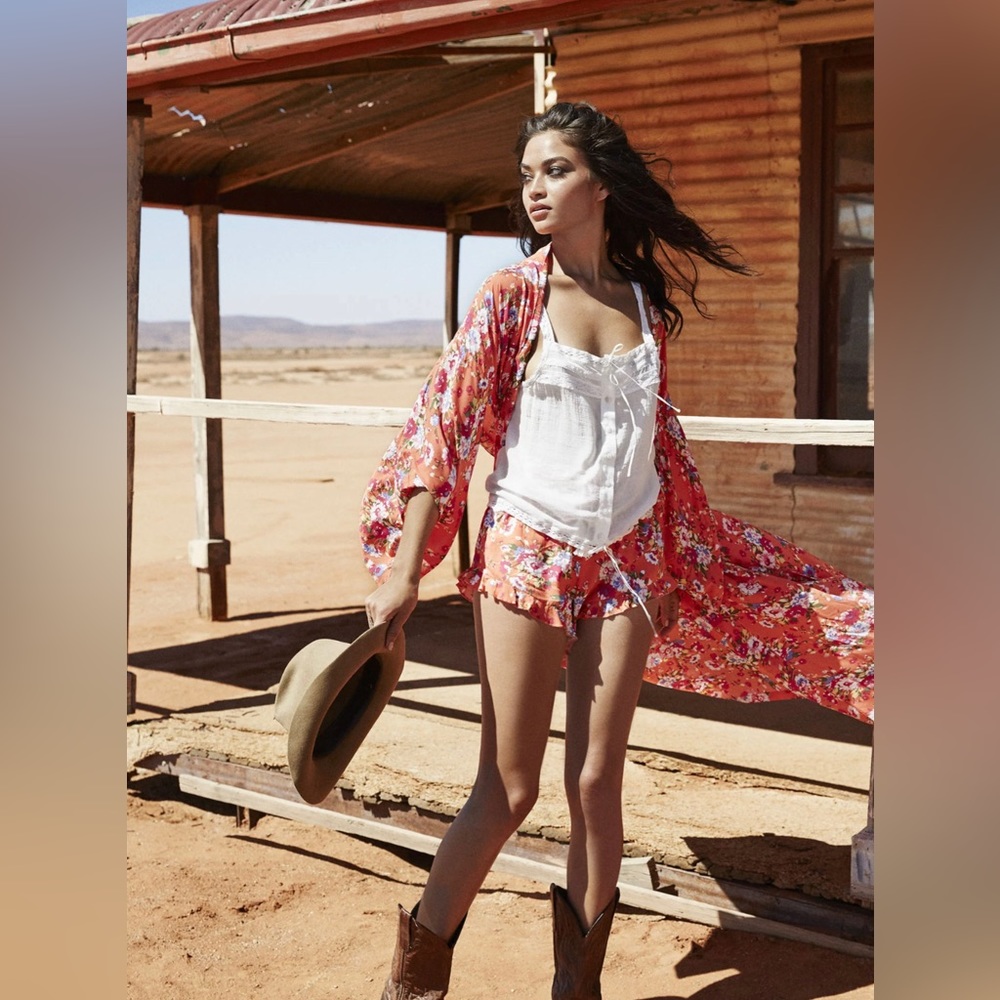 Spell Revolver Short M